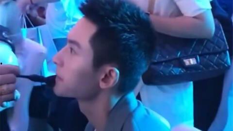 娱乐圈吃瓜日常,揭秘明星们的幕后故事与八卦传闻 第1张 娱乐圈吃瓜日常,揭秘明星们的幕后故事与八卦传闻 第1张